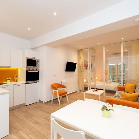 Spacious Peaceful Studio In เอเธนส์ ภายนอก รูปภาพ